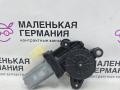 моторчик стеклоподъемника задний правый BMW 3 серия F30/F31/F34 F30 2012, 3.0 л., N55 B30 A, бензин, АКПП, black sapphire metallic (475), седан, задний привод, 5YY0637, 5000644 - фото №3
