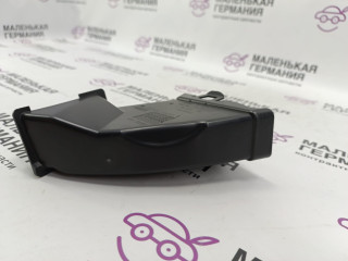 водосток планки обтекателя (жабо) прав. низ. BMW 5 серия G30/G31 G30 2019, 4.4 л., N63 B44 C, бензин, АКПП, carbonschwarz metallic (416), седан, полный привод, 61667357248, 7357248