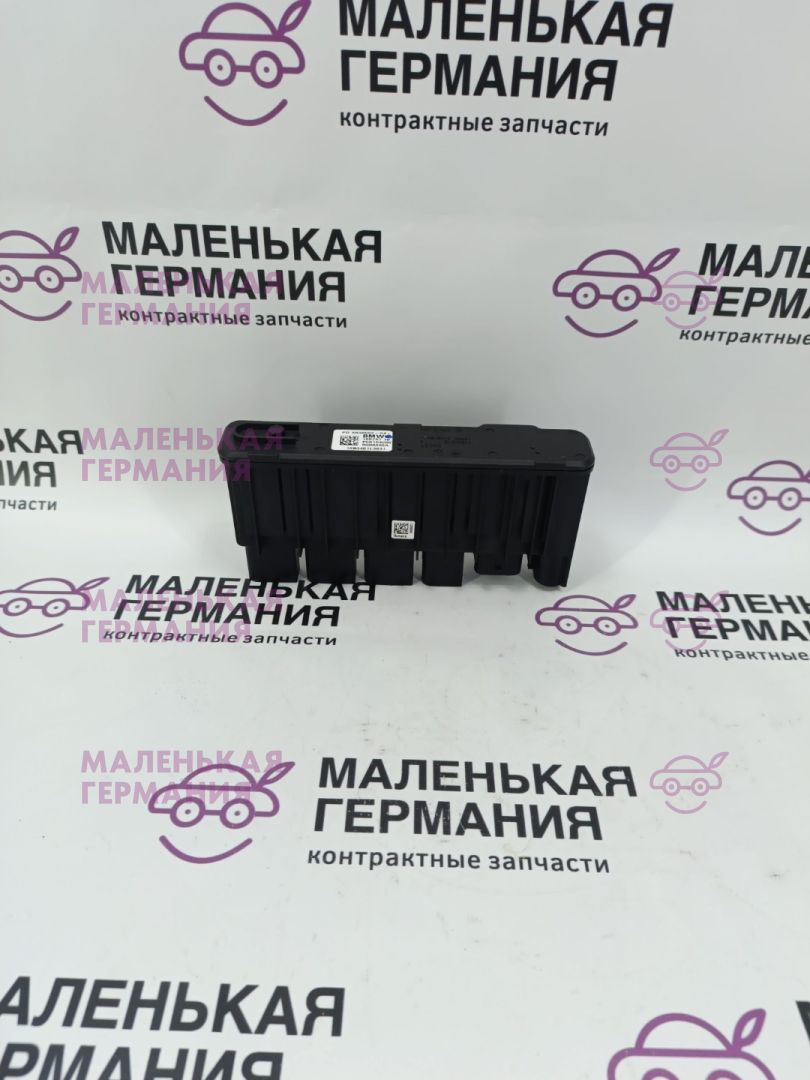 Блок питания BMW 5 серия G30/G31 G30 2019, 4.4 л., N63 B44 C, бензин, АКПП, carbonschwarz metallic (416), седан, полный привод, 12638638552, 8638552 - фото №1