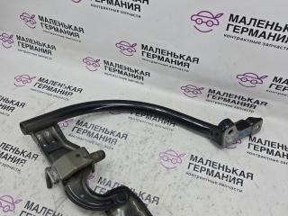 петля крышки багажника Volkswagen Passat B8 2015, 1.8 л., CJSA, бензин, робот, 2t/c9x чёрный перламутр, седан, правый руль, 3G5827301