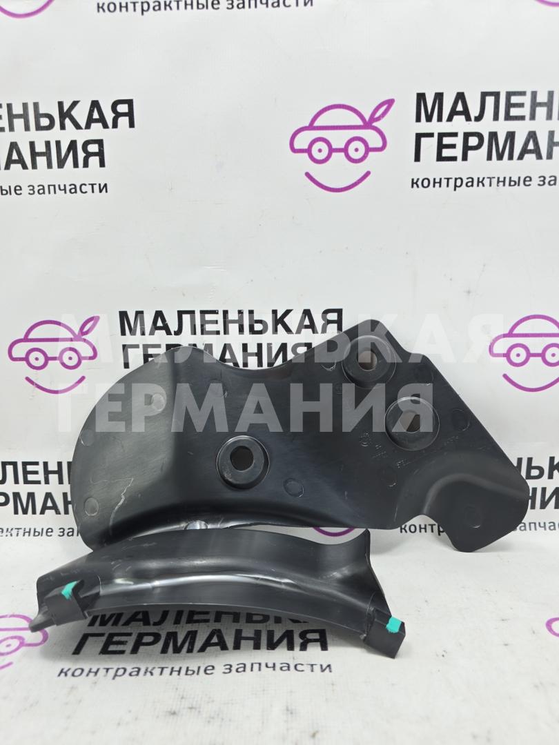 щиток, защищающий от ударов камней BMW X5 F15 2014, 3.0 л., N57 D30 A, дизель, АКПП, mineralweiss metallic (a96), полный привод, правый руль, 33316782522, 6782522 - фото №1