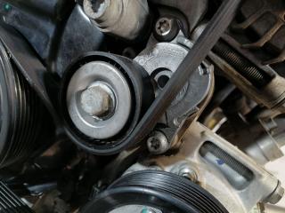 натяжитель Volkswagen Passat B8 2015, 1.8 л., CJSA, бензин, робот, 2t/c9x чёрный перламутр, седан, правый руль, 06L903133D