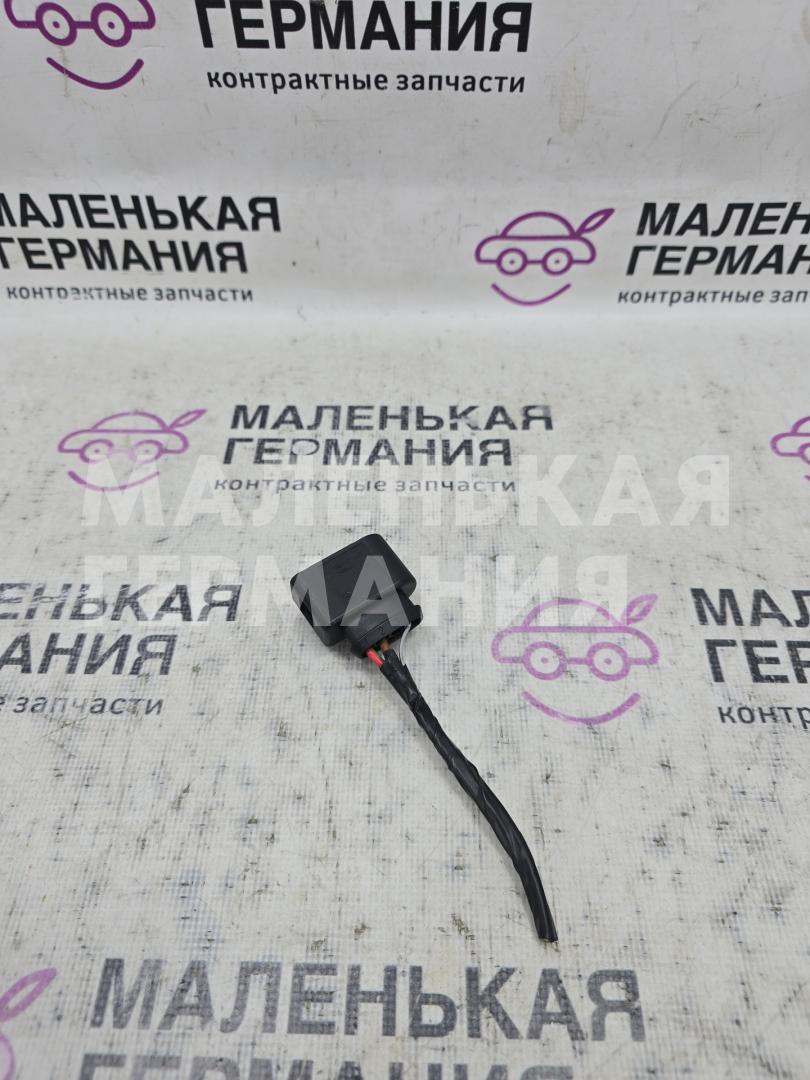 разъем (фишка) проводки BMW X3 F25 2013, 2.0 л., N20 B20 A, бензин, АКПП, а52/7 spacegrau, хетчбэк 5 дв., полный привод, правый руль, 1718560, 1718562 - фото №1