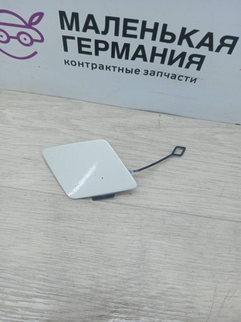 заглушка переднего бампера под крюк BMW 5 серия F07/F10/F11 (2009 - 2013), 51117332838 - фото №1