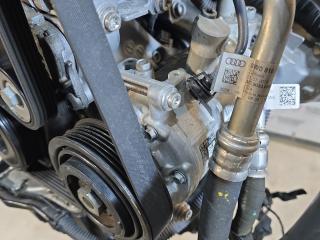 компрессор кондиционера Audi A4 B9 2017, 2.0 л., CVKB, бензин, МКПП, синий, седан, передний привод, правый руль, 4M0820803