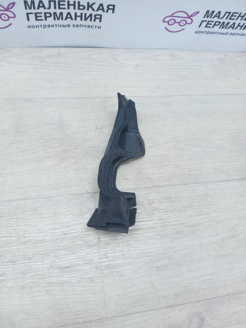 уплотнитель подкапотного пространства BMW 6 серия F06/F12/F13 2013, 4.4 л., N63 B44 B, бензин, black sapphire metallic (475), 51767206570, 7206570 - фото №1