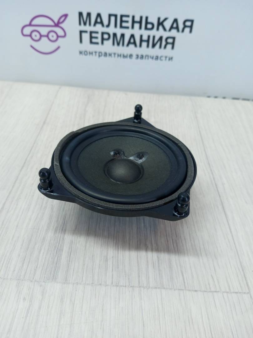 динамик двери Mercedes-Benz C-Класс W205/S205/C205 2014, 2.0 л., M 274.920, бензин, АКПП, белый, седан, задний привод, правый руль, A2228200202 - фото №1