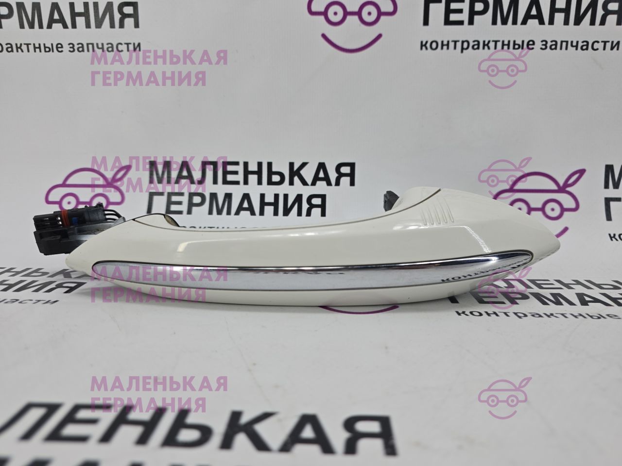 ручка наружная задняя левая BMW 6 серия F06/F12/F13 2012, 4.4 л., N63 B44 B, бензин, АКПП, alpinweiss 3 (300), хетчбэк 5 дв., задний привод, правый руль, 51217231933, 7231933, 7305275, 51217316383, 7316383 - фото №1