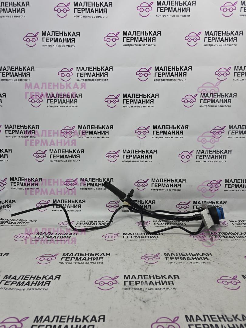 горловина бака AdBlue BMW X5 F15 2014, 3.0 л., N57 D30 A, дизель, АКПП, mineralweiss metallic (a96), полный привод, правый руль, 16197295657, 7295657, 7320484, 7359603, 7269215 - фото №1