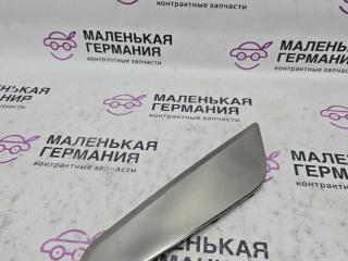 Накладка воздуховода крыла лев. BMW 5 серия G30/G31 G30 2019, 4.4 л., N63 B44 C, бензин, АКПП, carbonschwarz metallic (416), седан, полный привод, 51137349593, 7349593