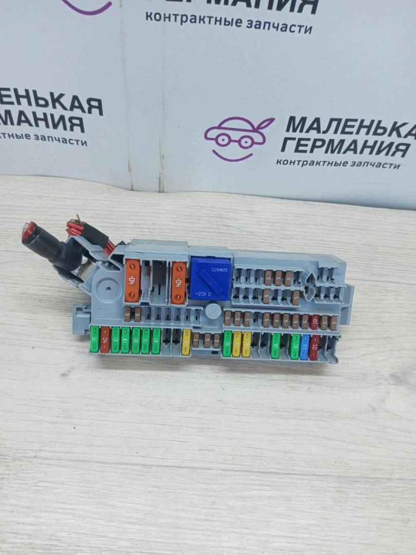 блок предохранителей BMW 5 серия G30/G31 G30 (2016 - 2020), 2.0 л., B47 D20 A, дизель, серый, седан, 61149350313 - фото №1