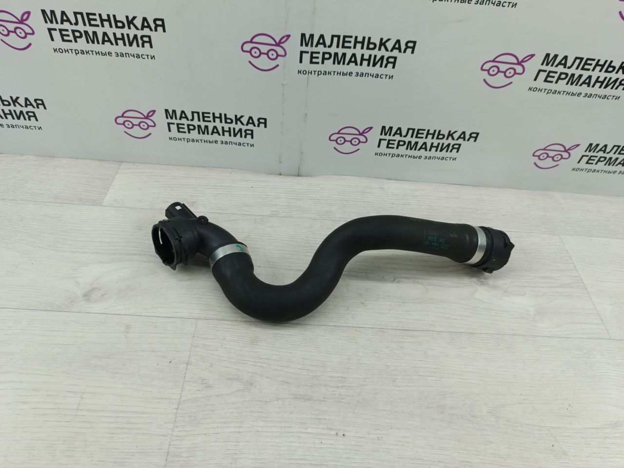 патрубок радиатора BMW 3 серия E90/E91/E92/E93 (2004 - 2010), 2.0 л., N46 B20 BD, бензин, 17127531769, 7531769 - фото №1