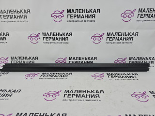 Уплотнитель стекла BMW 5 серия G30/G31 G30 2019, 4.4 л., N63 B44 C, бензин, АКПП, carbonschwarz metallic (416), седан, полный привод, 51337336960, 7336960