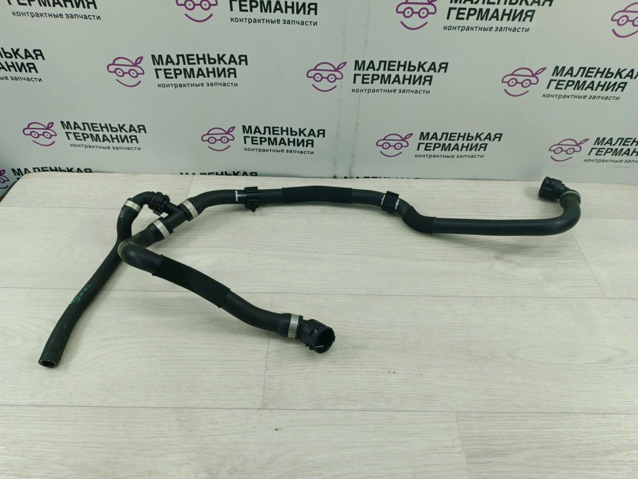 патрубок радиатора BMW X3 G01 (2017 - 2026), 17127535542, 7535542 - фото №1