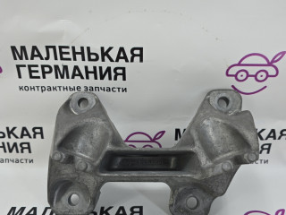 кронштейн КПП BMW 3 серия E21 (1975 - 1983), 3.0 л., N52 B30 AE, бензин, АКПП, 22316760306, 6760306