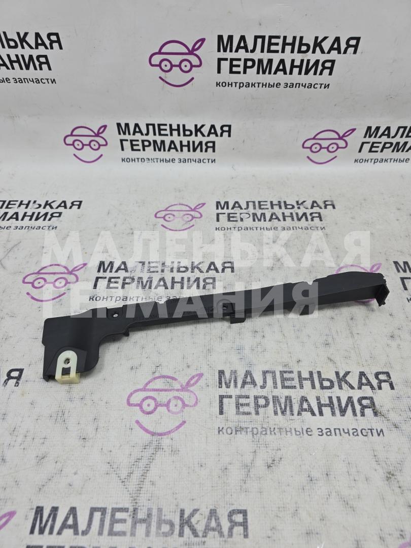 кронштейн (крепление) BMW 5 серия G30/G31 G30 2018, 2.0 л., B48 B20 A, бензин, АКПП, a96 mineral-weiss metallic, седан, задний привод, правый руль, 61139334789, 9334789 - фото №1