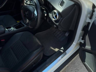 Mercedes-Benz GLA-Класс X156