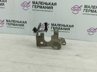 проушина крепежная Mercedes-Benz C-Класс W205/S205/C205 2014, 2.0 л., M 274.920, бензин, АКПП, белый, седан, задний привод, правый руль, A2742230441