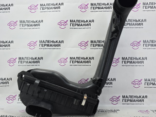 корпус воздушного фильтра BMW X5 F15 2014, 3.0 л., N57 D30 A, дизель, АКПП, mineralweiss metallic (a96), полный привод, правый руль, 13718573869, 8573869