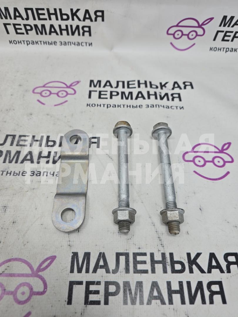 Комплект болтов BMW X6 F16 2014, 3.0 л., N55 B30 A, бензин, АКПП, красный, правый руль, 51167364175, 07119904356, 9904356, 07119904670, 9904670, 7364175 - фото №1