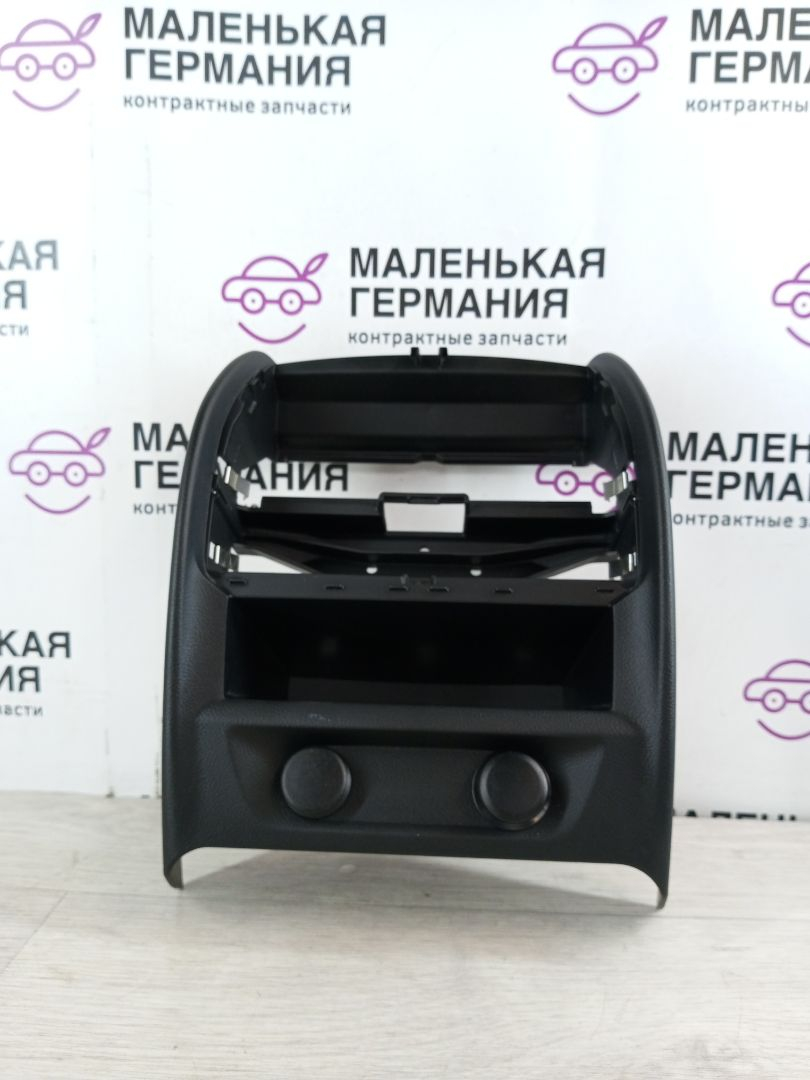 Декоративная накладка центральной консоли BMW 5 серия G30/G31 (2016 - 2020), 3.0 л., B58 B30 A, бензин, полный привод, 51166833803, 6833803 - фото №1