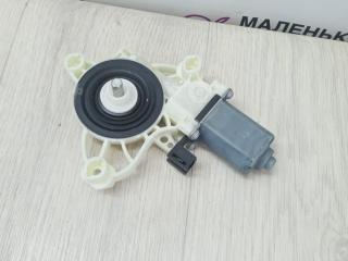 моторчик стеклоподъемника передний правый Mercedes-Benz C-Класс W205/S205/C205 2014, 2.0 л., M 274.920, бензин, АКПП, белый, седан, задний привод, правый руль, A0009065706