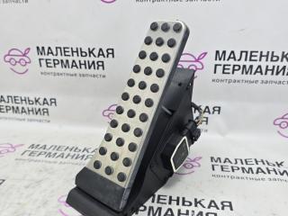 педаль Mercedes-Benz C-Класс W204 [рестайлинг] W204.048 2012, 1.8 л., M 271.860, бензин, АКПП, 149 белый, седан, задний привод, правый руль, A2043000204