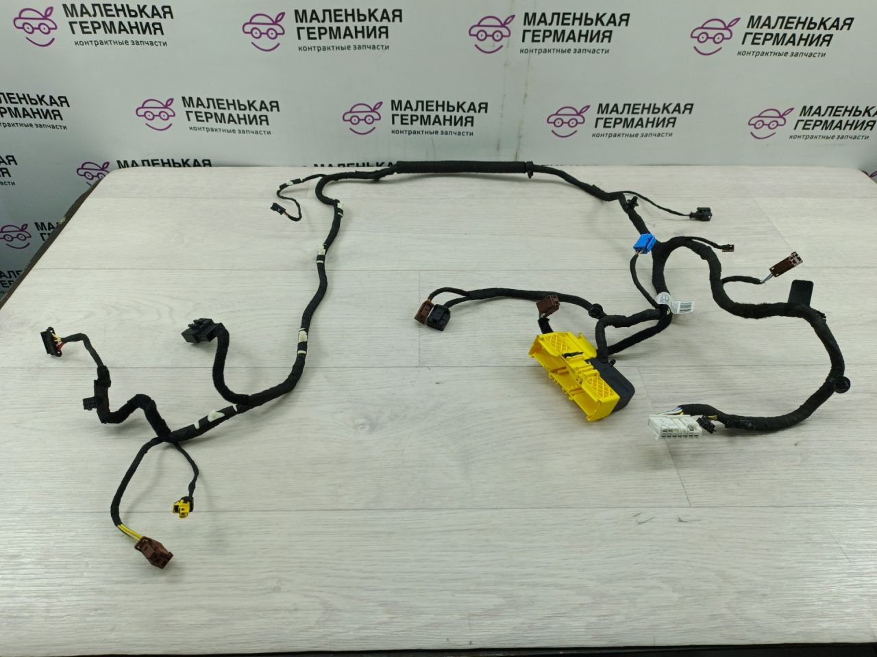 дверная проводка BMW X3 G01 (2017 - 2026), 2.0 л., B46 B20 B, бензин, АКПП, белый alpinweiss 3 (300), 8711881, 8711920, 61128792852, 8792852 - фото №1