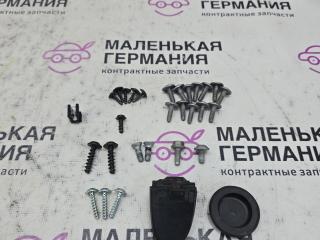 Комплект болтов Mercedes-Benz C-Класс W205/S205/C205 W205.042 2014, 2.0 л., M 274.920, бензин, АКПП, 755 серый, седан, задний привод, правый руль