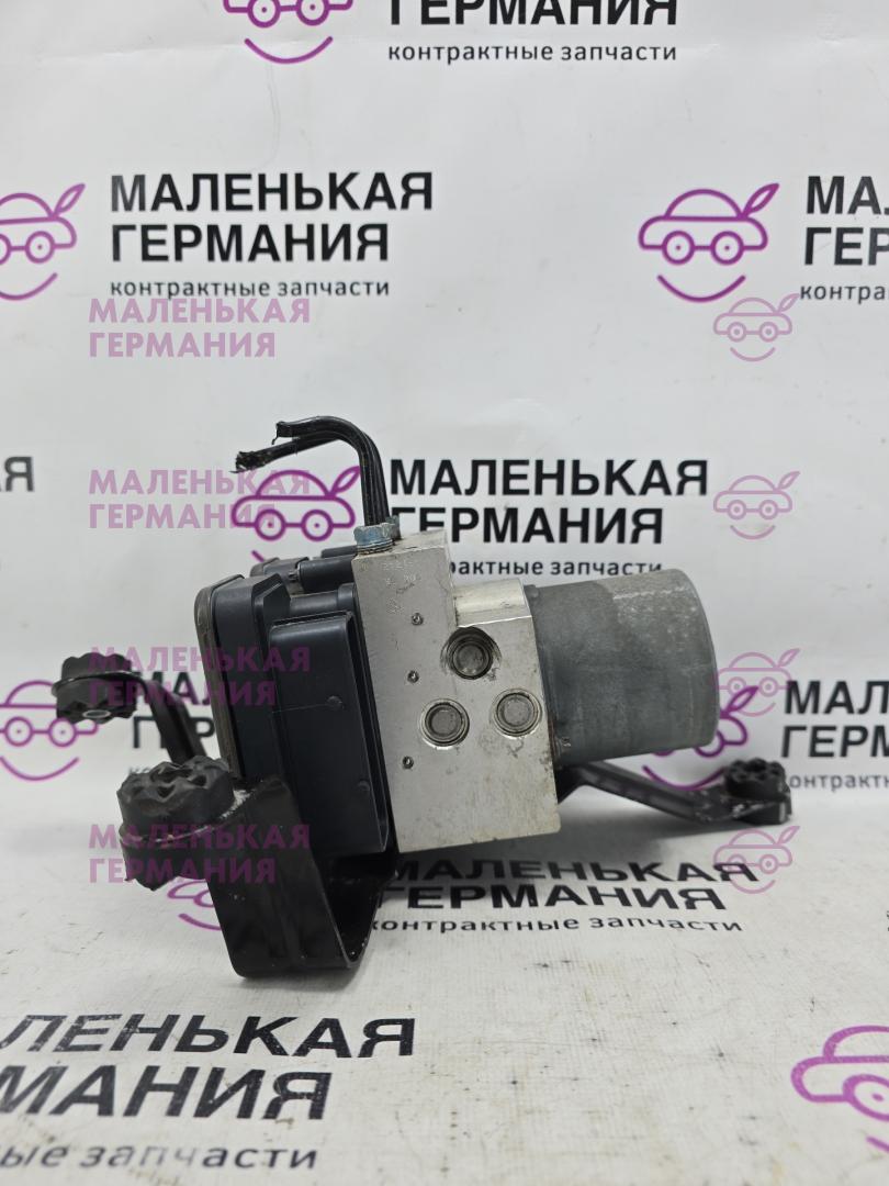 блок ABS BMW X5 M F85 2016, 4.4 л., S63 B44 B, бензин, АКПП, donington grau (c28), полный привод, 34516884736, 6884736, 34516864807, 6864807, 34516870772, 6870772, 34516879435, 6879435, 34516870190, 6870190, 34516864788, 6864788, 34516870769 - фото №1