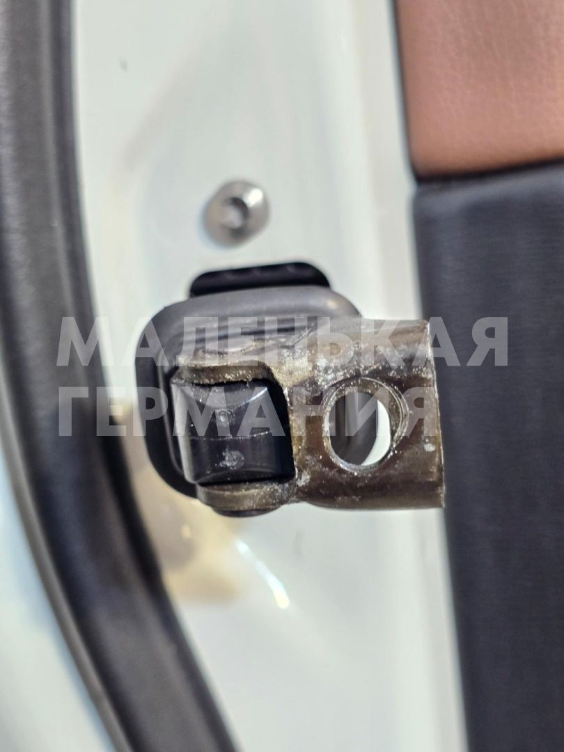 ограничитель открывания двери BMW X5 F15 (2013 - 2018), 3.0 л., N57 D30 A, дизель, АКПП, 51217290595, 7290595 - фото №1