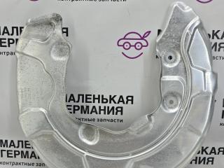 защитный кожух тормозного механизма BMW 5 серия G30/G31 G30 2019, 4.4 л., N63 B44 C, бензин, АКПП, carbonschwarz metallic (416), седан, полный привод, 34206861801, 6861801