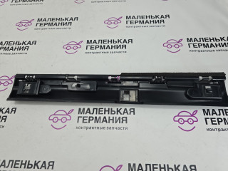 Кронштейн крепления порога BMW X1 F48 2017, 2.0 л., B48 A20 B, бензин, АКПП, синий mediterranblau c10, полный привод, правый руль, 51777332332, 7332332