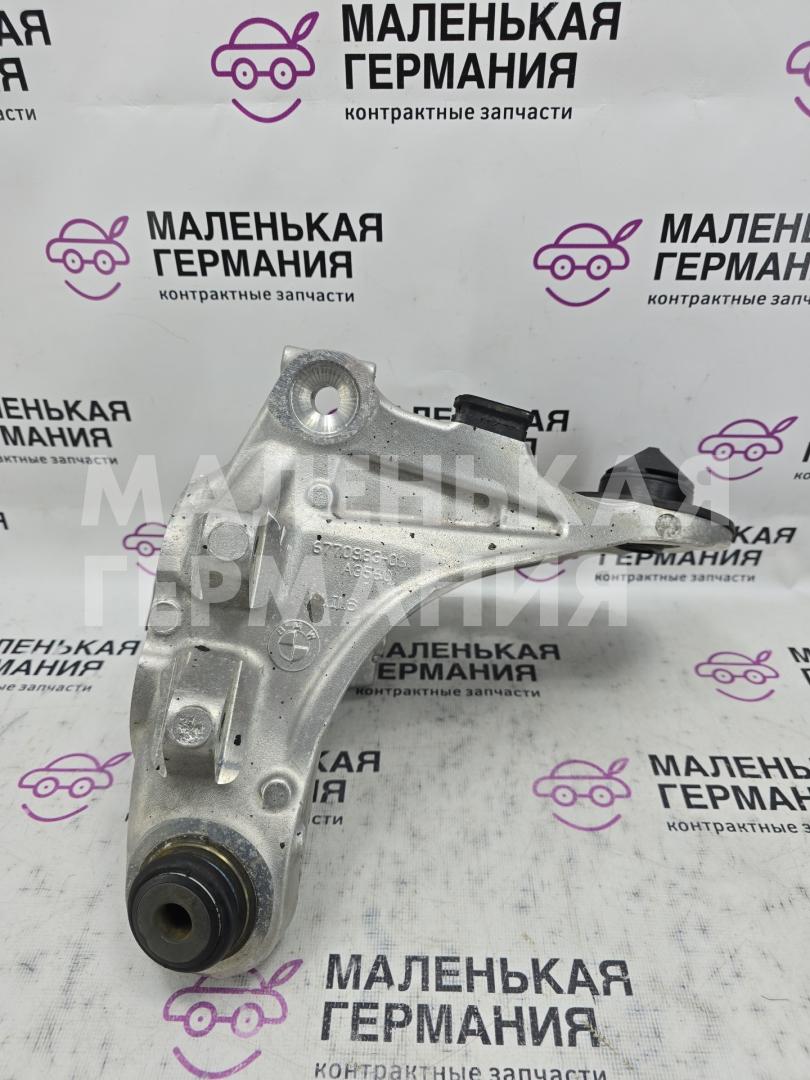 кулак задний левый BMW X6 E71/E72 E71 2009, 3.0 л., N54 B30 A, бензин, серебро, правый руль, 6770981, 33326879101, 6879101, 33326770981, 6770983 - фото №1