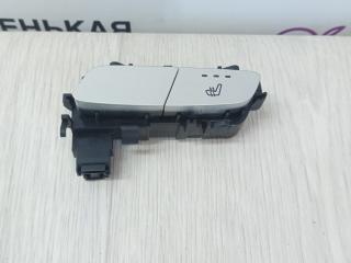 кнопка обогрева сидений Mercedes-Benz C-Класс W205/S205/C205 2014, 2.0 л., M 274.920, бензин, АКПП, белый, седан, задний привод, правый руль, A2139057502