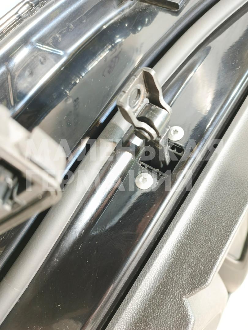 ограничитель открывания двери Volkswagen Passat B8 2015, 1.8 л., CJSA, бензин, робот, 2t/c9x чёрный перламутр, седан, правый руль, 3G5839249A - фото №1