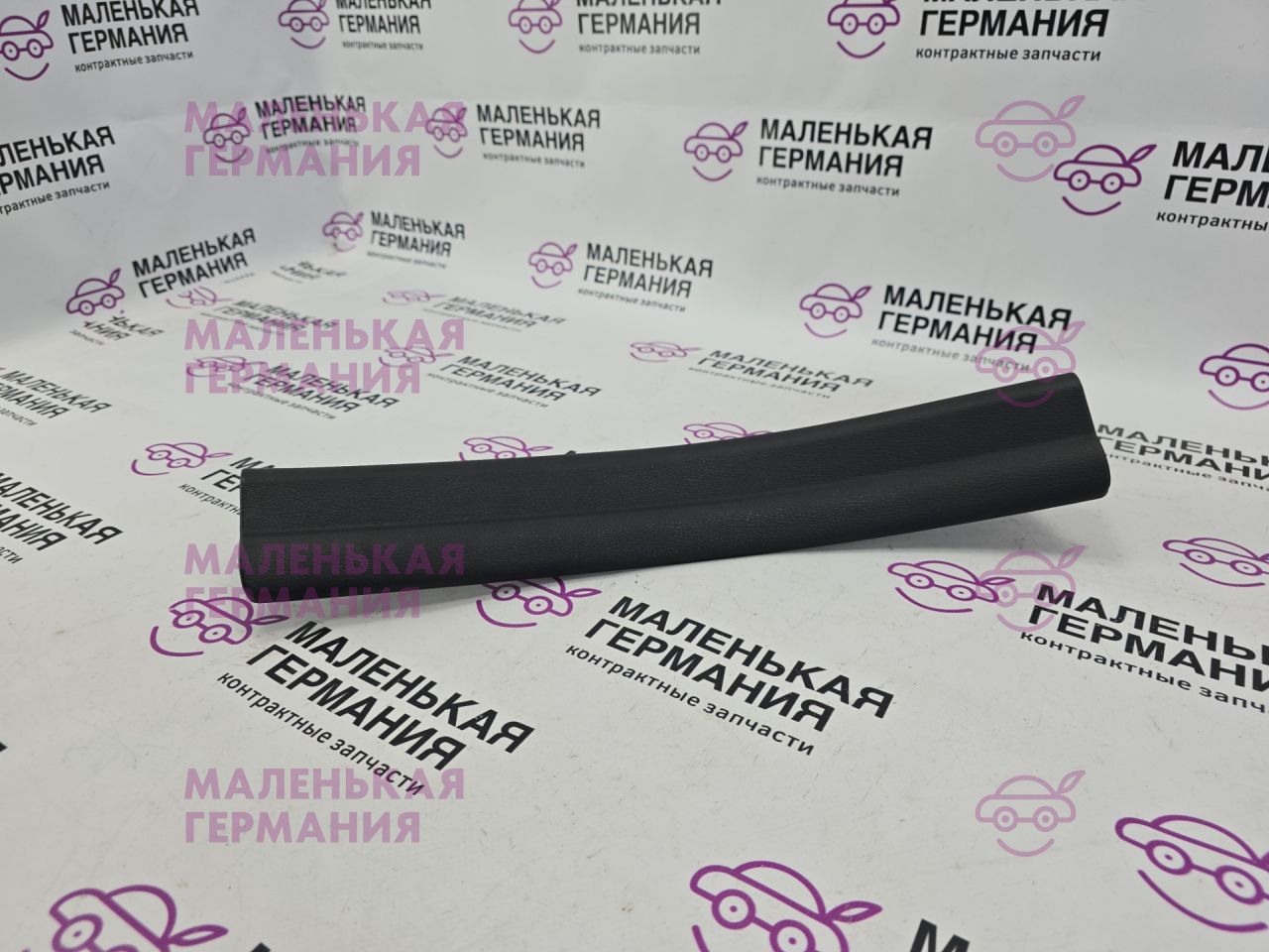 накладка на порог внутренняя BMW X1 F48 2016, 2.0 л., B47 C20 A, дизель, АКПП, alpinweiss 3 (300), передний привод, правый руль, 51477326811, 7326811, 51477366827, 7366827 - фото №1