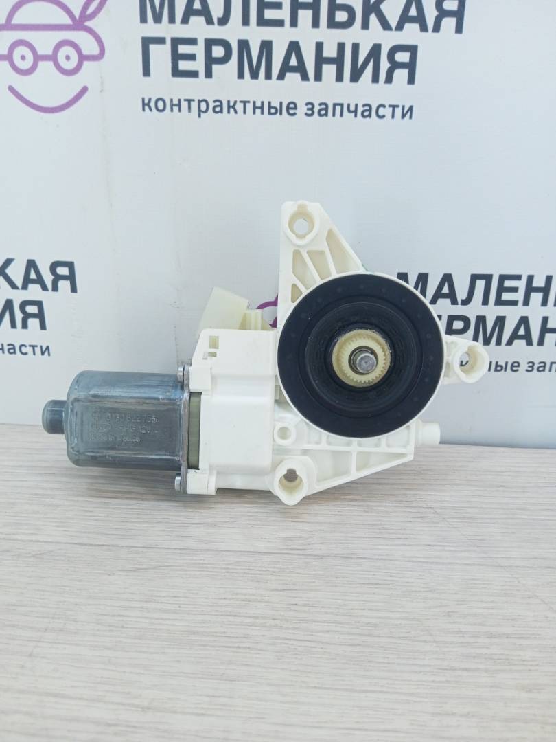 моторчик стеклоподъемника передний правый Mercedes-Benz GLE W166 (2015 - 2018), 0130822755, A1669060301 - фото №1