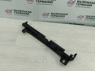 кронштейн радиатора Mercedes-Benz E-Класс W212 [рестайлинг] W212 (2013 - 2016), 2.0 л., M 274.920, бензин, синий, седан, задний привод, правый руль, 0477902904