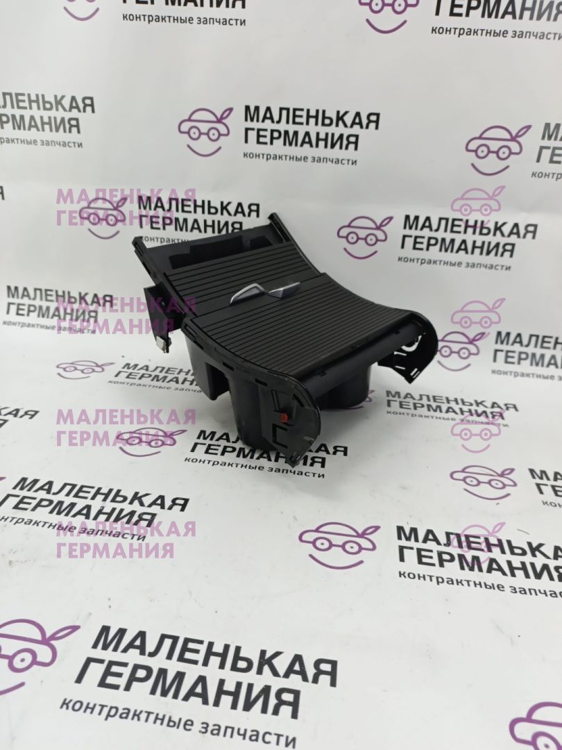 вещевой ящик центральной консоли BMW X1 F48 2017, 2.0 л., B48 A20 B, бензин, АКПП, синий mediterranblau c10, полный привод, правый руль, 51169292557, 9292557 - фото №1