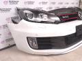передняя часть (ноускат) Volkswagen Golf GTI 6 поколение 2011, 2.0 л., CCZB, бензин, робот, b4/b9a белый, хетчбэк 5 дв., передний привод, правый руль, 5K2941754D, 5K0121251J, 1K0121207BC, ZSB1K0121205AC, 5K6821021B, 5K6821022B, 5K0807217CD, 5K0853651AK, 5K2941753D, 5K0805588E, 5K6821215D, 5K6821218, 5K2941754D, 5K2941751D, 5K0121251J, 5K6821105 - фото №7
