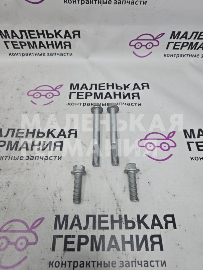 болт BMW 3 серия G20 2020, 2.0 л., B46 B20 B, бензин, АКПП, белый alpinweiss 3 (300), седан, задний привод, 07119904956, 9904956, 07119908611, 9908611 - фото №1