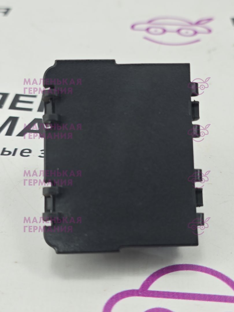 кожух электрических разъемов BMW X6 F16 2014, 3.0 л., N55 B30 A, бензин, АКПП, красный, правый руль, 61139111262, 9111262 - фото №1