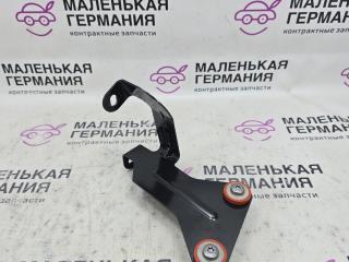 кронштейн (крепление) Audi A5 F5 2018, 2.0 л., CVKB, бензин, АКПП, белый металлик 2y / s9r, хетчбэк 5 дв., правый руль, 8W2819263