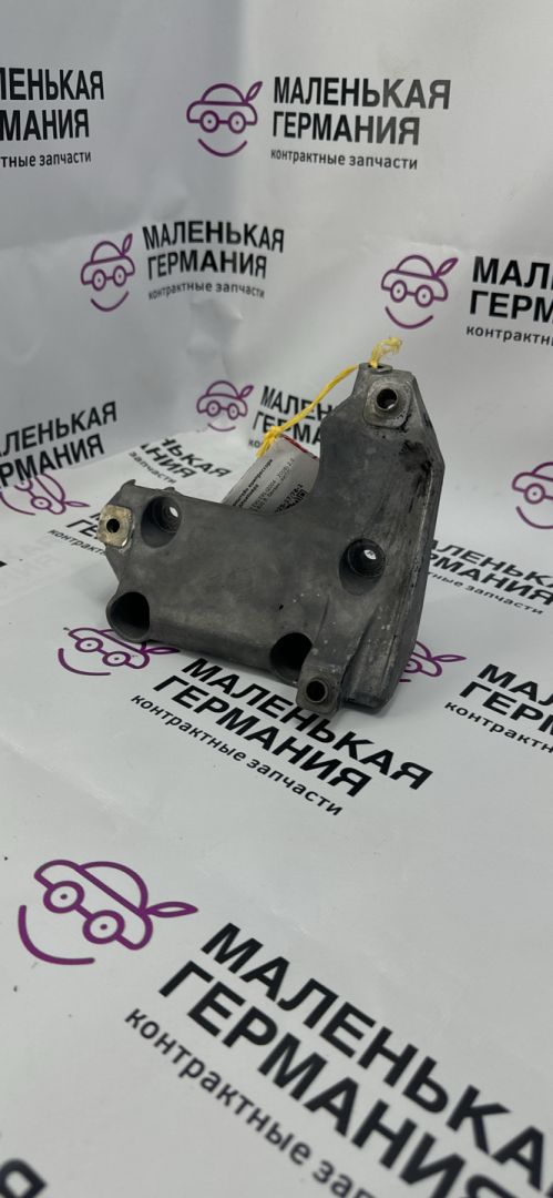 кронштейн компрессора кондиционера BMW 3 серия E90/E91/E92/E93 (2004 - 2010), 2.0 л., N46 B20 B, бензин, АКПП, 64557505980, 7505980, 64551439241 - фото №1