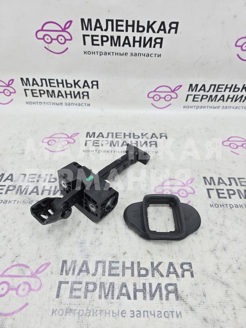 ограничитель открывания двери BMW 3 серия F30/F31/F34 F30 2012, 3.0 л., N55 B30 A, бензин, АКПП, black sapphire metallic (475), седан, задний привод, 51217311339, 51767263988, 7311339, 7263988 - фото №1