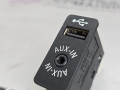разъем AUX / USB BMW X5 F15 2014, 3.0 л., N57 D30 A, дизель, АКПП, mineralweiss metallic (a96), полный привод, правый руль, 84109266607, 9266607 - фото №3