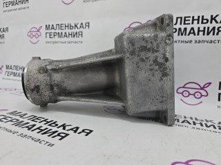 кронштейн полуоси BMW X5 E70 [рестайлинг] 2011, 3.0 л., N55 B30 A, бензин, АКПП, белый, правый руль, 31507552542, 7552542, 31507552541, 7552541