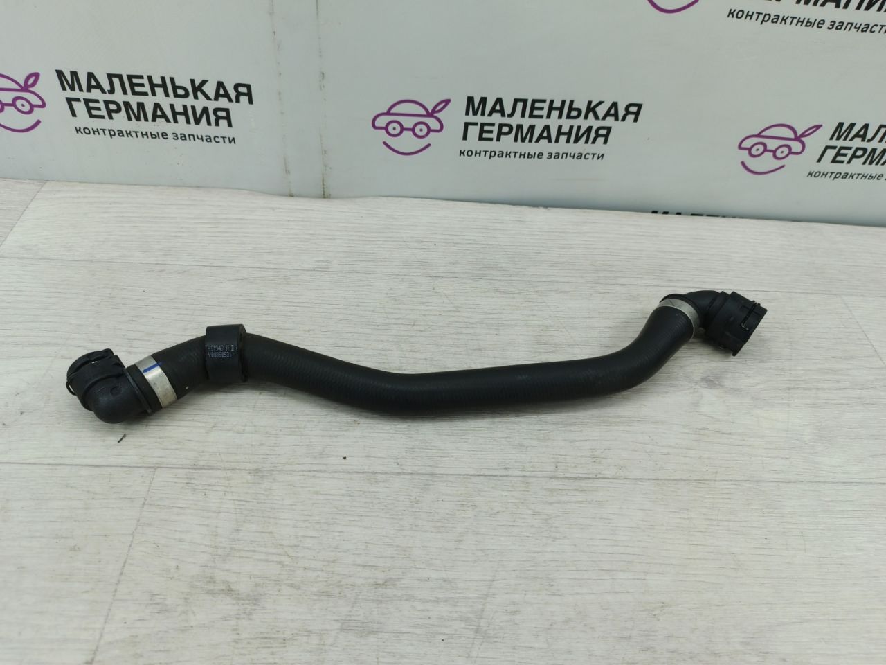 патрубок радиатора Mercedes-Benz C-Класс W205/S205/C205 2014, 2.0 л., M 274.920, бензин, АКПП, белый, седан, задний привод, правый руль, A2055011182 - фото №1