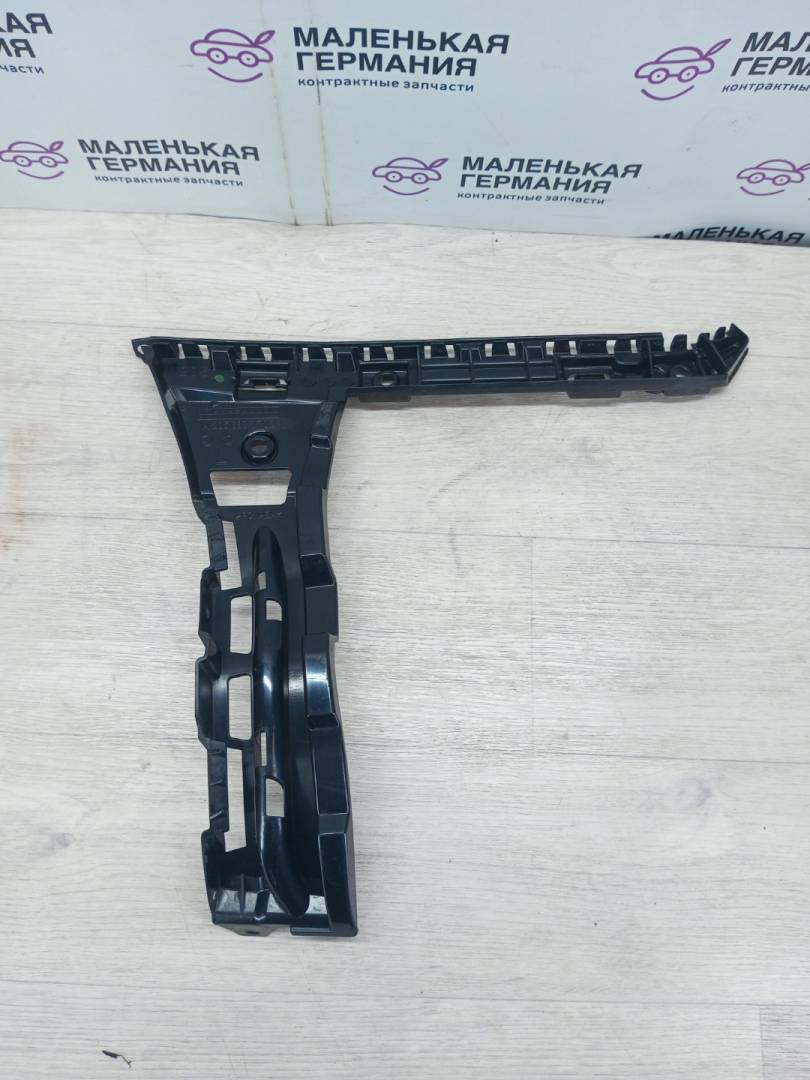 Крепление бампера заднего Mercedes-Benz C-Класс W205/S205/C205 2014, 2.0 л., M 274.920, бензин, АКПП, белый, седан, задний привод, правый руль, A2058801702 - фото №1